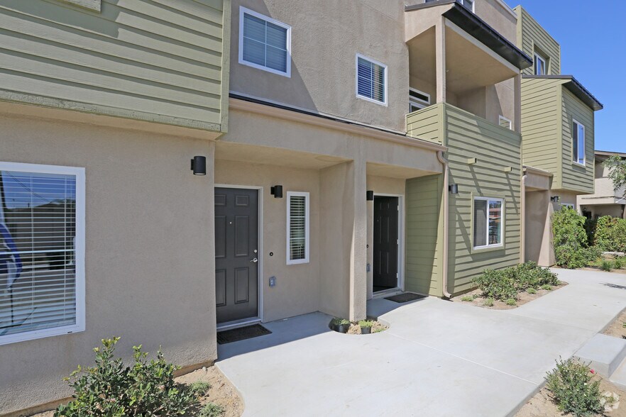 More Photos Of 307 Sycamore Rd, San Ysidro Apartments For Sale