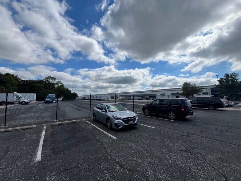 More Photos Of 4608 Appliance Dr, Belcamp Warehouse For Lease