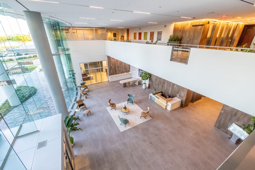 More Photos Of 840 Gessner Rd, Houston Office For Lease
