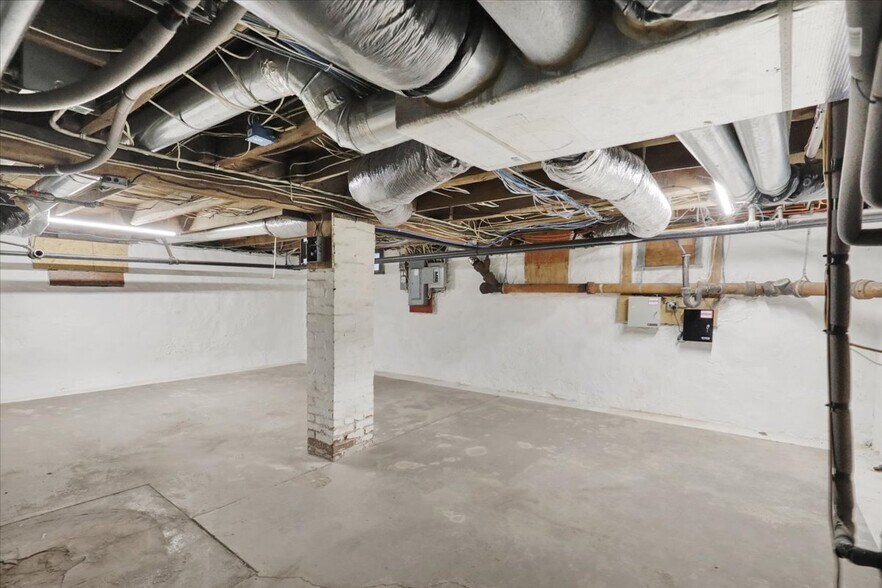 More Photos Of 301 W Lancaster Ave, Shillington Office For Sale