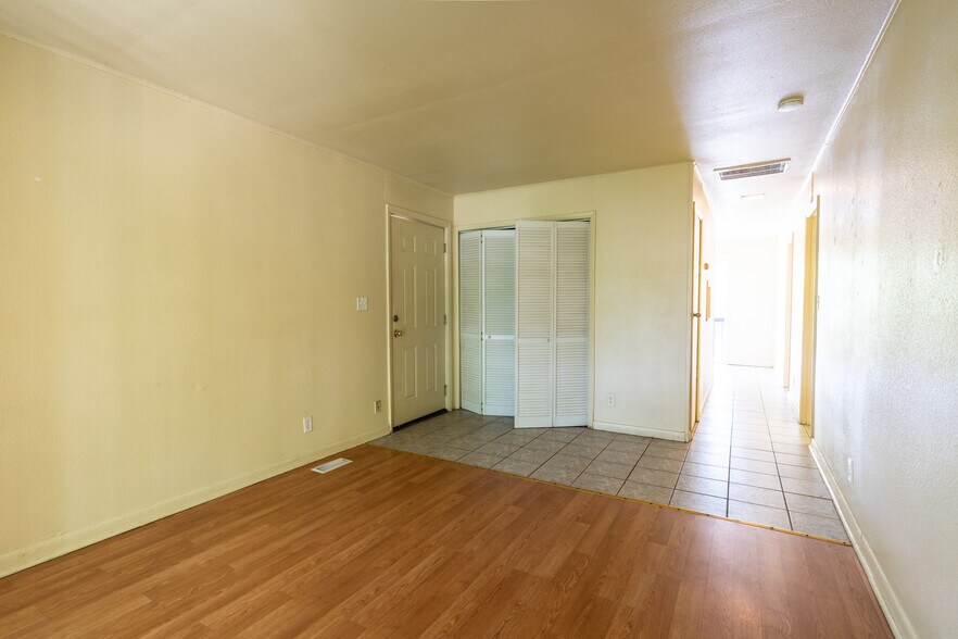 More Photos Of 1630 S 2nd St, Louisville Apartments For Sale