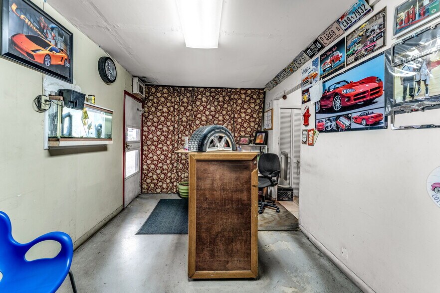 More Photos Of 7885 W 28th Ave, Hialeah Warehouse For Sale