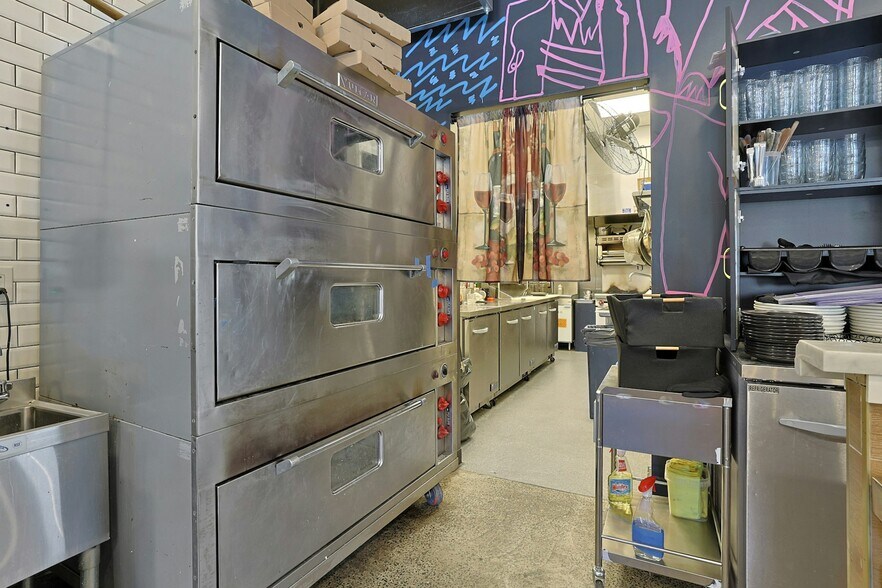 More Photos Of 50 Lafayette Ave, Suffern Freestanding For Sale