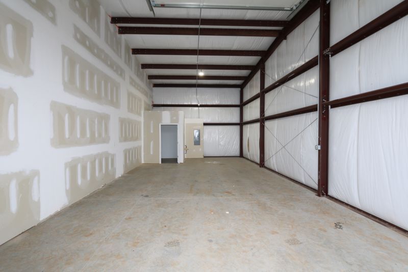 More Photos Of 1729 Locust Hill Rd, Greer Showroom For Lease