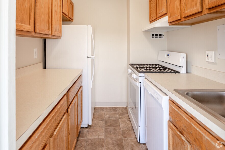 More Photos Of 5105 N Park Dr, Pennsauken Apartments For Lease
