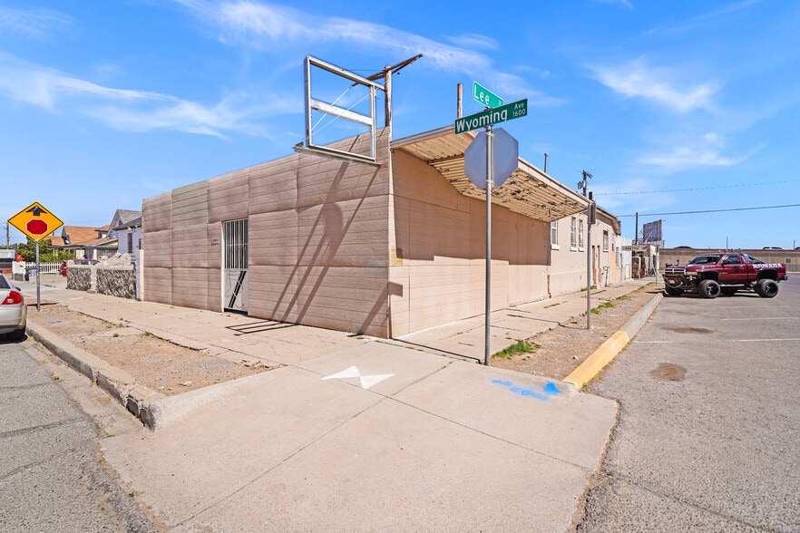 More Photos Of 1600 Wyoming Ave, El Paso Storefront Retail Residential For Sale