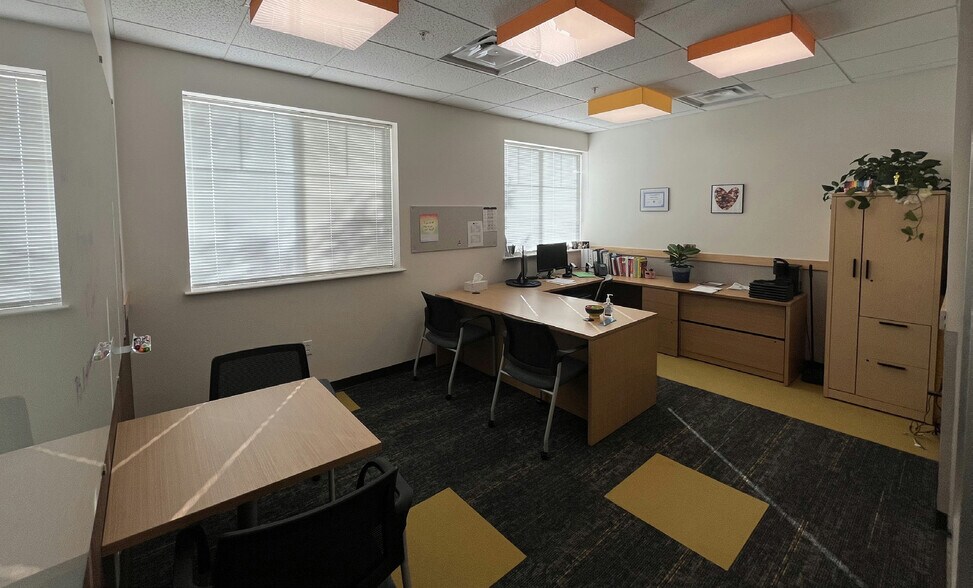 More Photos Of 7640 Westgate Dr, Windsor Office For Sale