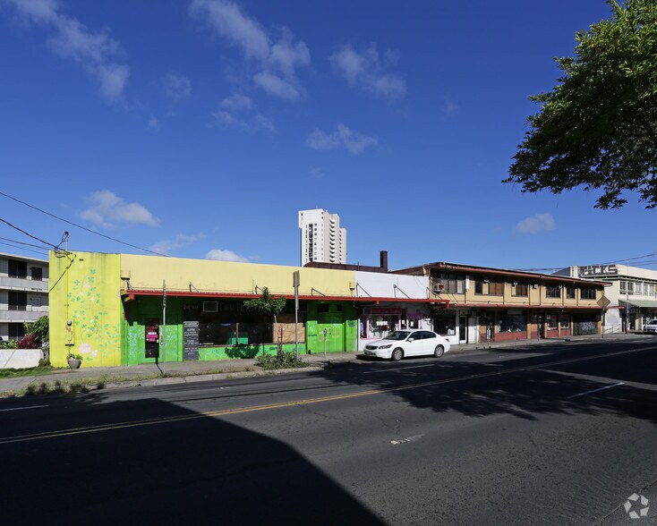 More Photos Of 750 Kapahulu Ave, Honolulu General Retail For Lease