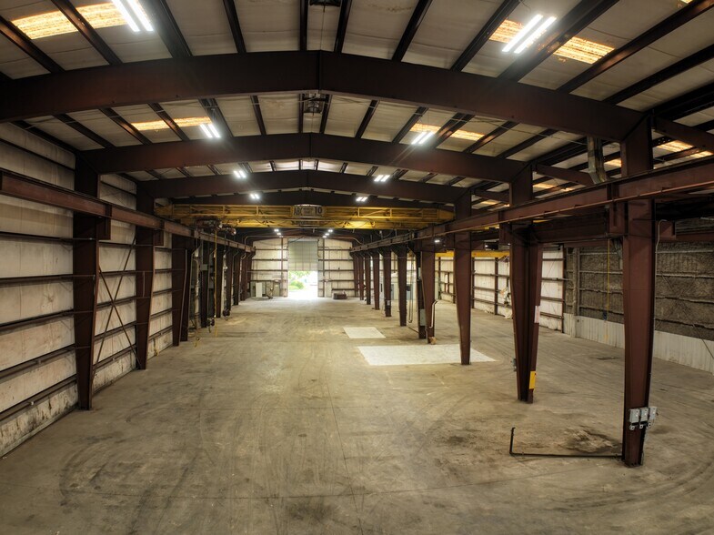 More Photos Of 1204 Witter St, Pasadena Warehouse For Lease