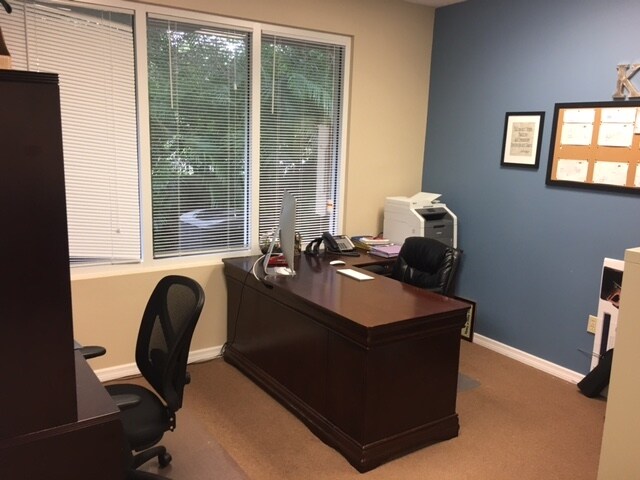 More Photos Of 202 N Rhodes Ave, Sarasota Office For Lease
