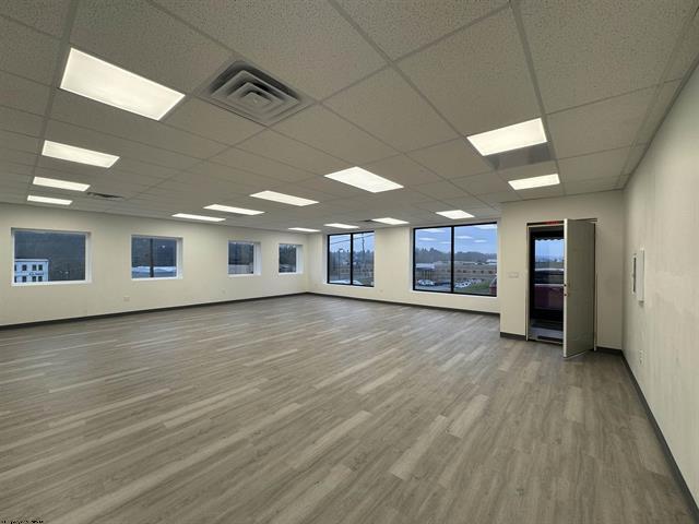 More Photos Of 205 10th St, Fairmont Light Manufacturing For Sale