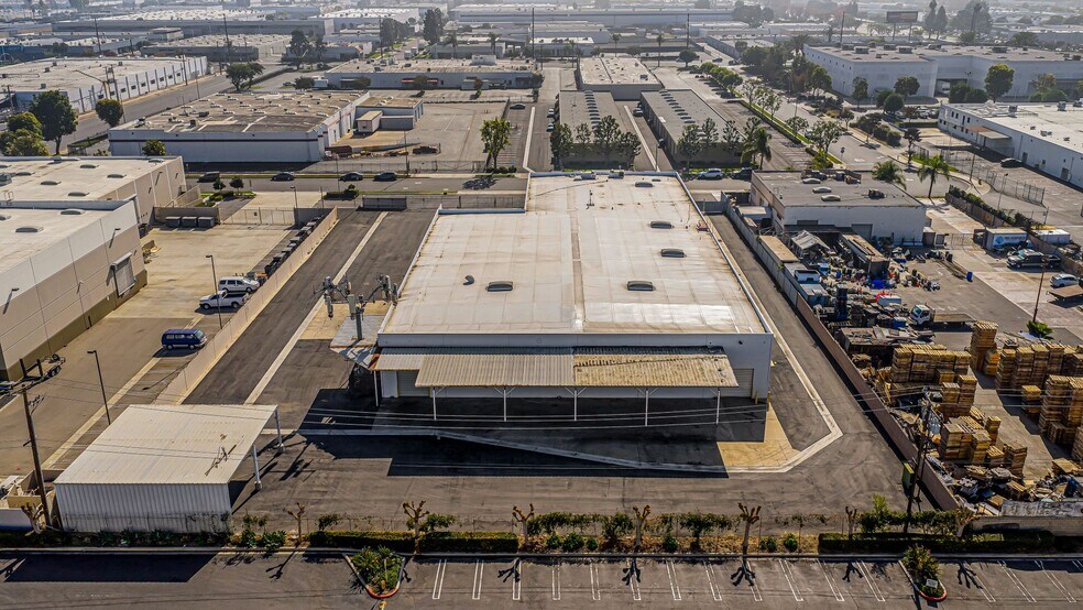 More Photos Of 3601-3605 W Pendleton Ave, Santa Ana Manufacturing For Lease