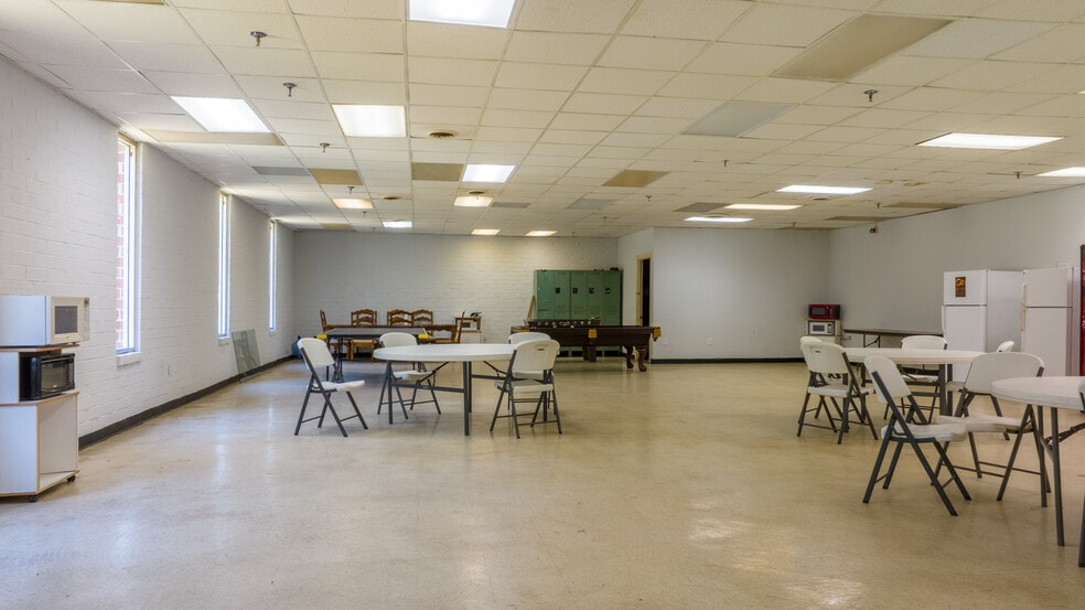 More Photos Of 7427 NC Highway 58 S, Stantonsburg Manufacturing For Sale