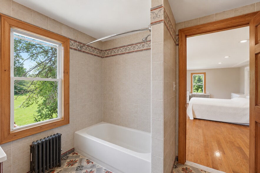 More Photos Of 1015 PA-390, Greentown Hospitality For Sale