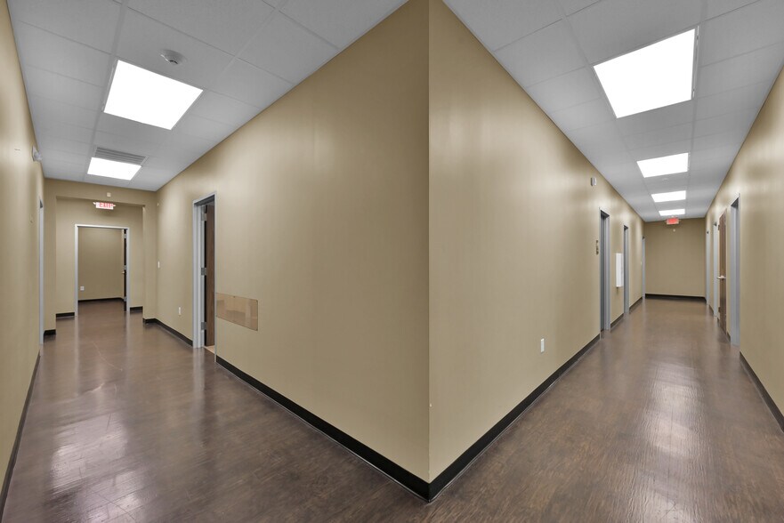 More Photos Of 1126 Rayford Rd, Spring Medical For Sale