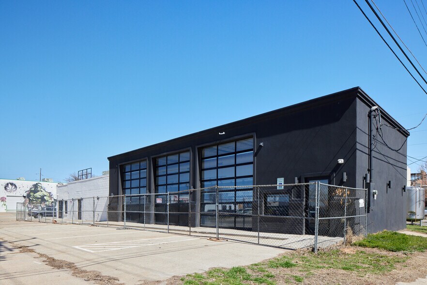 More Photos Of 120 N Western Ave, Oklahoma City Freestanding For Lease