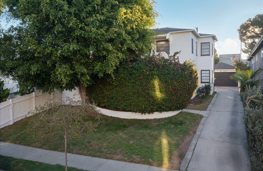 More Photos Of 1226 S Dunsmuir Ave, Los Angeles Multifamily For Sale