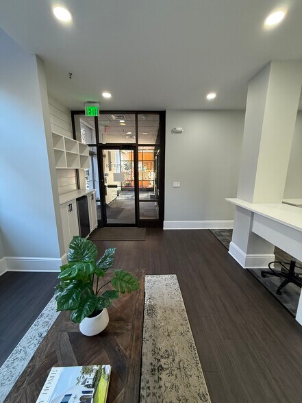 More Photos Of 83-85 Washington St, Norwalk Loft Creative Space For Sale