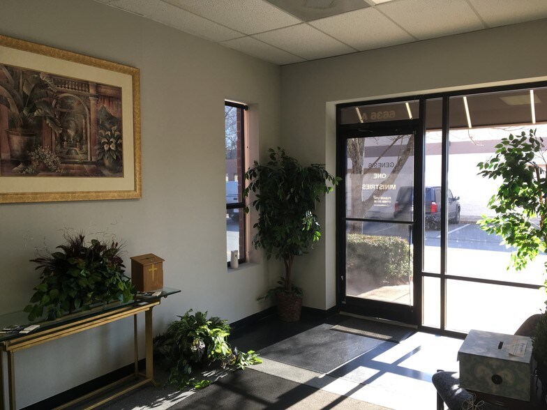 More Photos Of 6636 E WT Harris Blvd, Charlotte Light Distribution For Lease