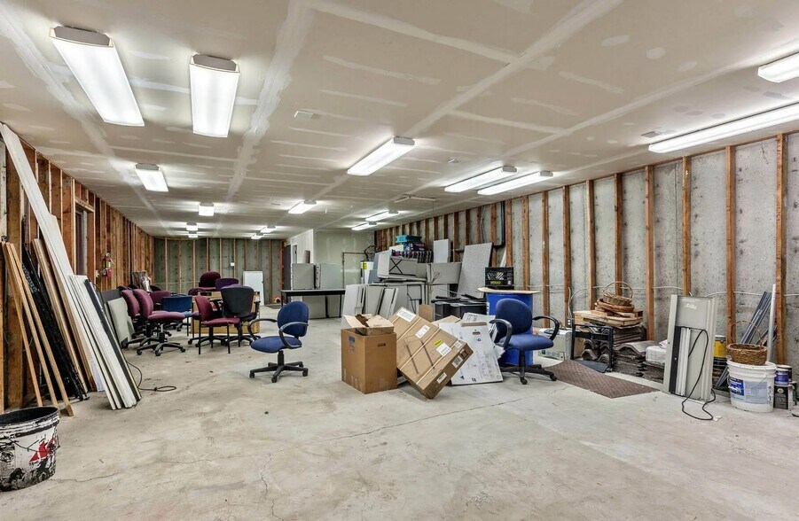 More Photos Of 1230 N Northwood Center Ct, Coeur d'Alene Office For Lease