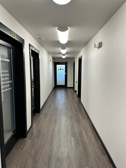 More Photos Of 5767 W Harrier Dr, Missoula Office For Lease