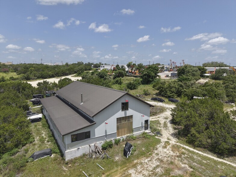 More Photos Of 9304 Ledgestone Ter, Austin Warehouse For Sale