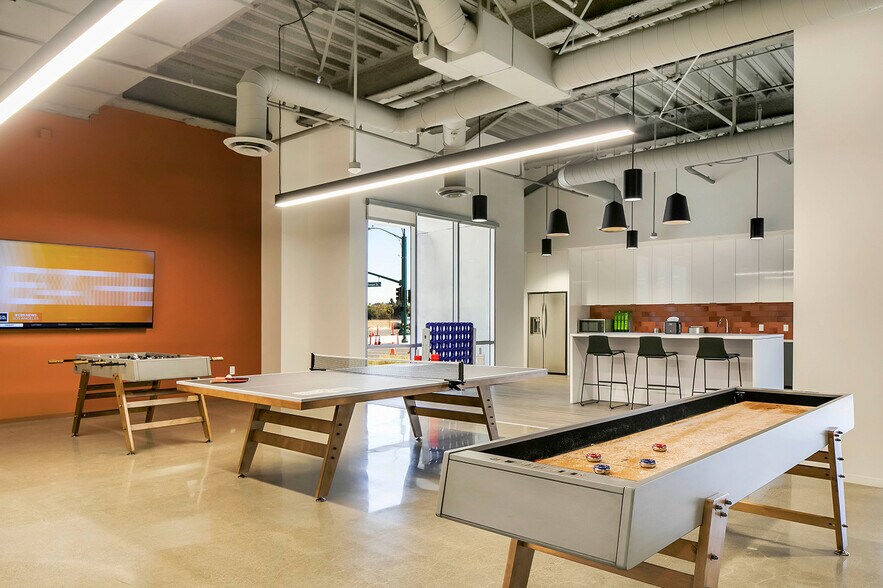 More Photos Of 2390 E Orangewood Ave, Anaheim Office For Sale
