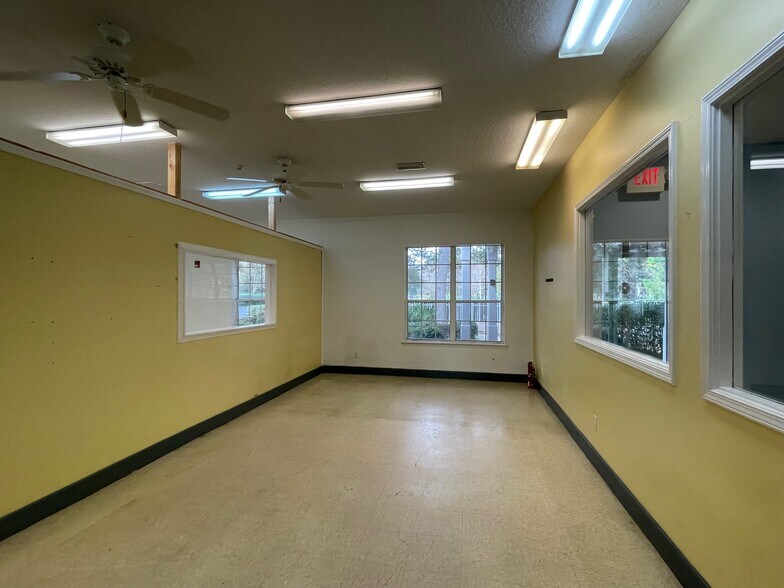 More Photos Of 1986 Citrona Dr, Fernandina Beach Daycare Center For Sale