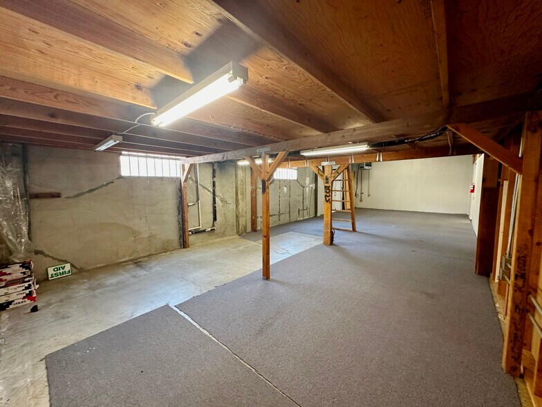 More Photos Of 1310 El Camino Real, San Carlos Freestanding For Lease