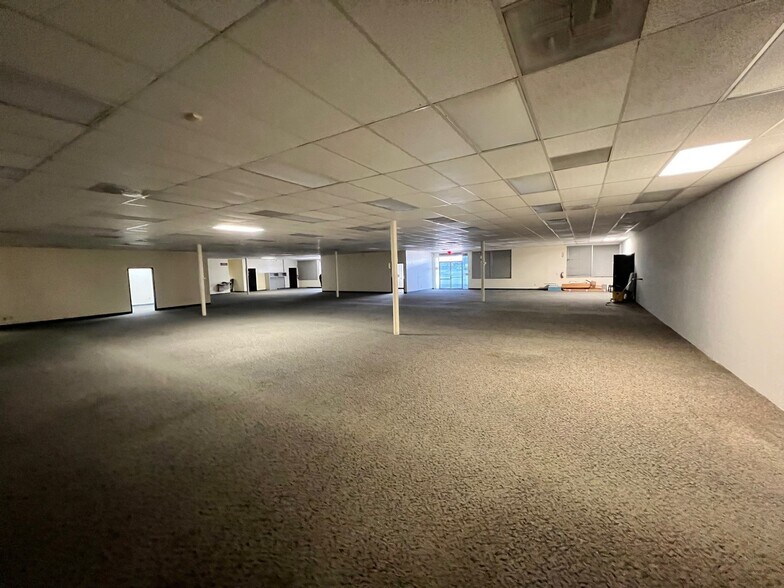 More Photos Of 12455 Beechnut St, Houston Medical For Lease