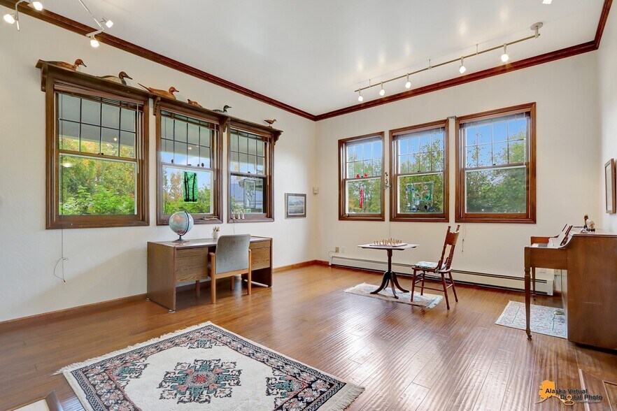 More Photos Of 1651 Terrilou Ct, Palmer Specialty For Sale