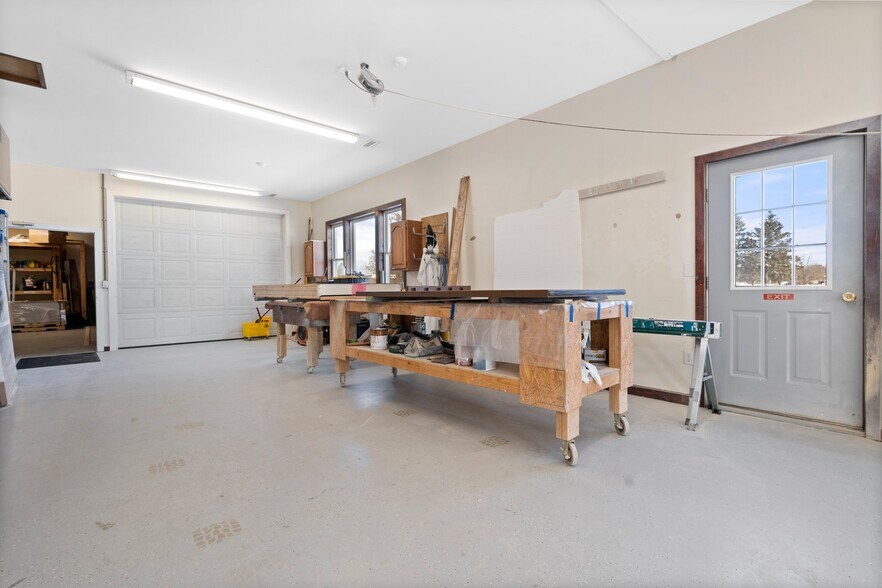 More Photos Of 110 N Bronson Ave, Big Rapids Office For Sale