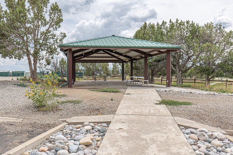 More Photos Of 380 Airport Rd, Ignacio Office Residential For Sale