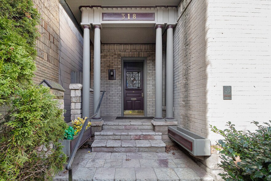 More Photos Of 318 S Thayer St, Ann Arbor Flex For Sale