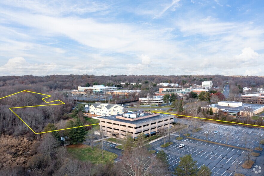 More Photos Of 101 Merritt Blvd, Trumbull Office For Lease