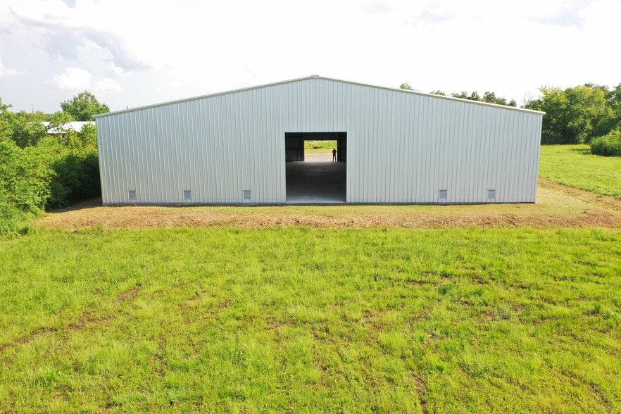 More Photos Of 5145 Old Atascocita Rd, Dayton Flex For Sale