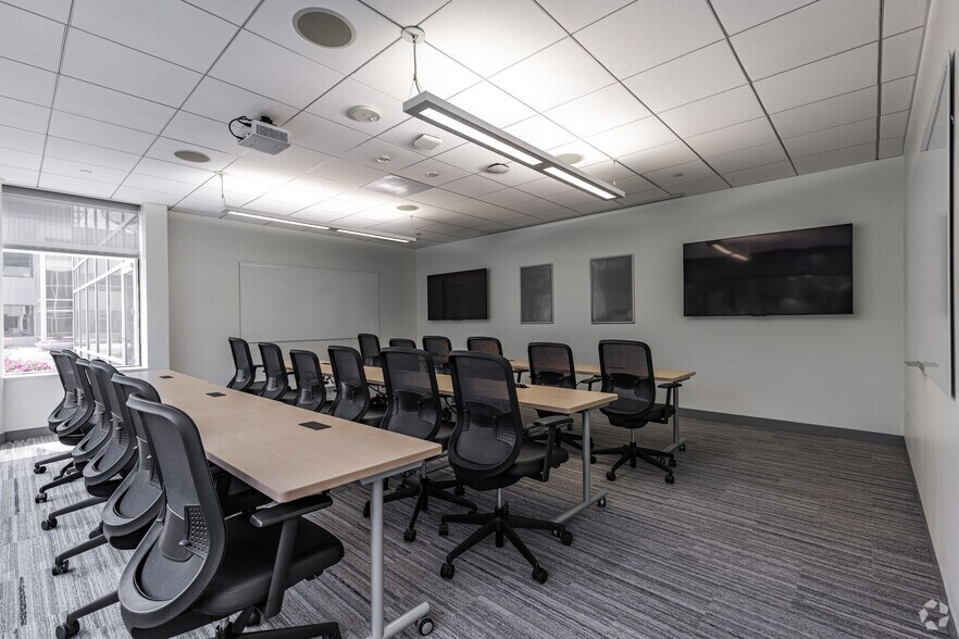 More Photos Of 5340 Legacy Dr, Plano Unknown For Lease