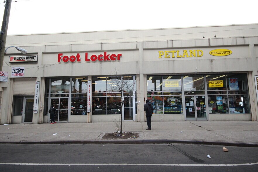 More Photos Of 3965 White Plains Rd, Bronx Freestanding For Lease