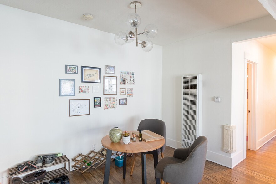 More Photos Of 1517 E 1st St, Long Beach Apartments For Sale