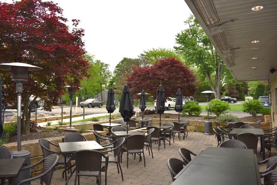 More Photos Of 36 E Streetsboro St, Hudson Storefront Retail Office For Sale