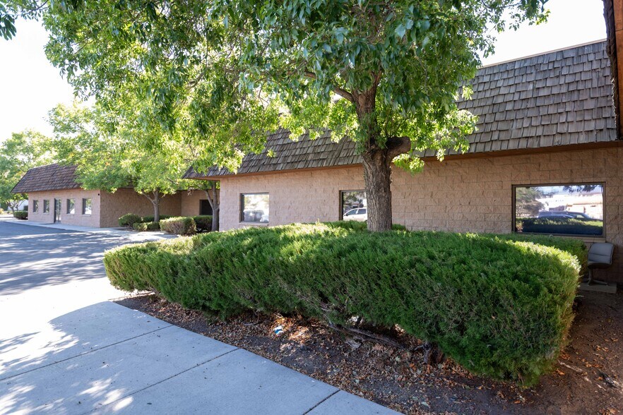 More Photos Of 1300-1390 S Curry St, Carson City Medical For Sale