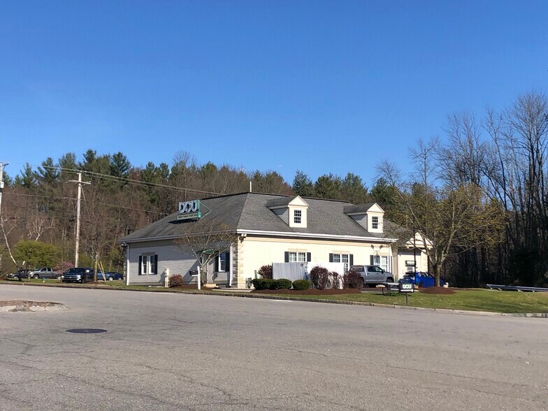 257 Lowell Rd, Hudson, NH 03051 Retail For Lease
