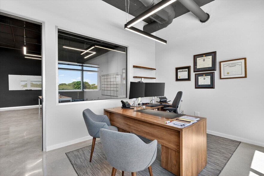 More Photos Of 7301 SW 57th Ct, South Miami Office For Sale