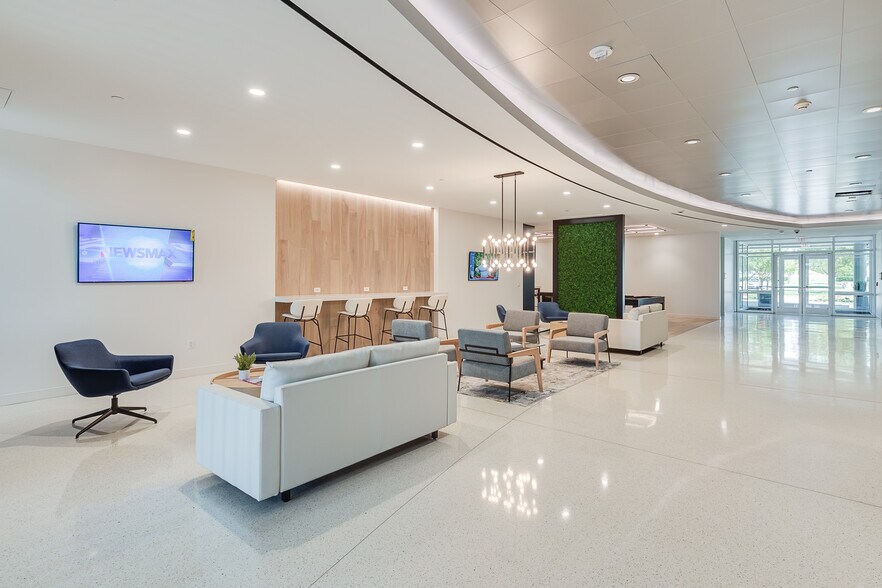 More Photos Of 3701 Regent Blvd, Irving Office For Lease