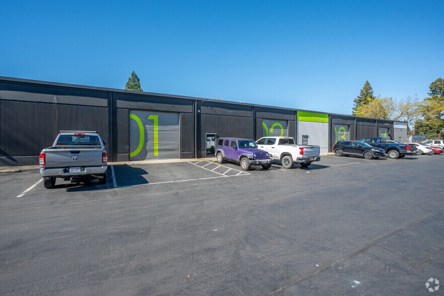 More Photos Of 9881-9969 Horn Rd, Sacramento Unknown For Lease