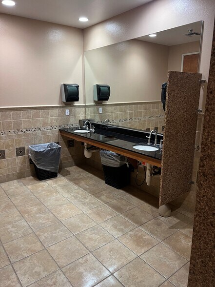 More Photos Of 1505 S D St, San Bernardino Office For Sale