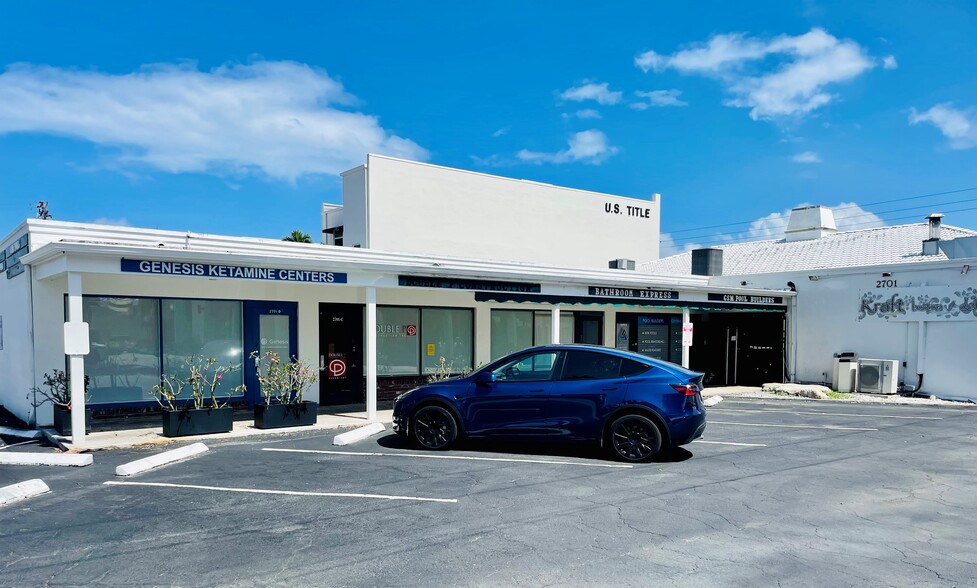 Primary Photo Of 2701-2709 E Oakland Park Blvd, Fort Lauderdale Storefront Retail Office For Lease