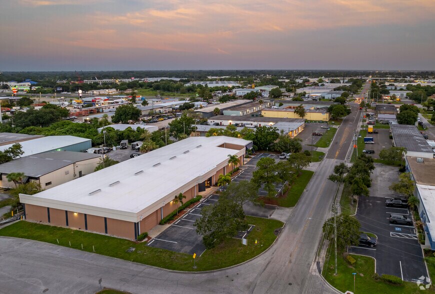 More Photos Of 4700 110th Ave N, Pinellas Park Warehouse For Sale
