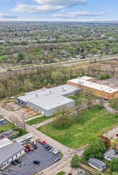 More Photos Of 126 Avenue C, Springfield Manufacturing For Sale