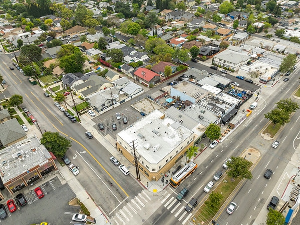 More Photos Of 1620 Colorado Blvd, Los Angeles Freestanding For Sale